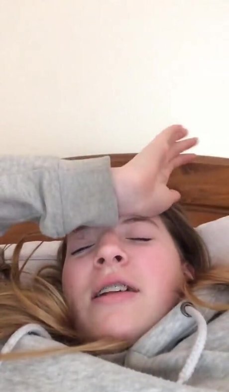 Shona Colson modèle artistique galerie