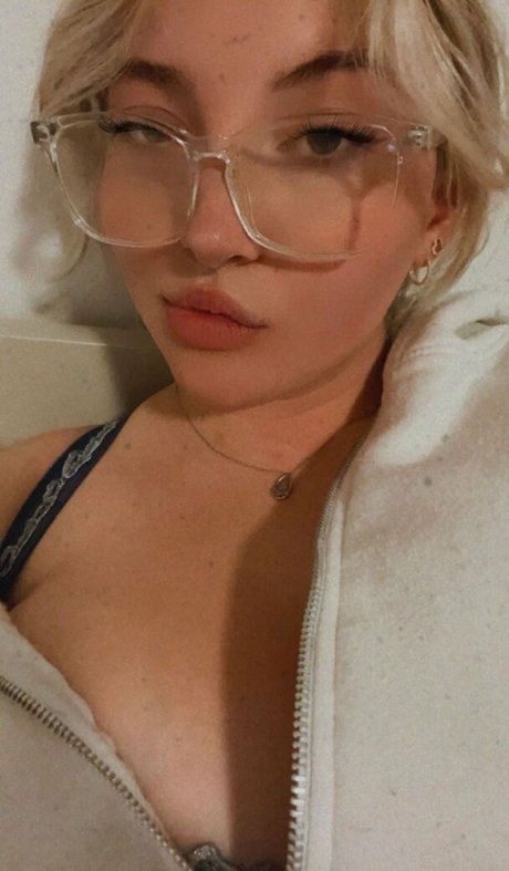 Shona Colson star du porno en haute qualité galerie