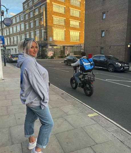 Shona Colson actriz caliente archivo