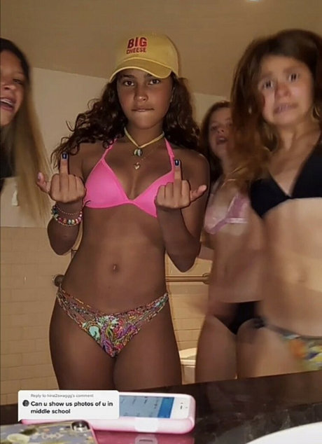 Tina Tonkin estrella porno de alta calidad imagen