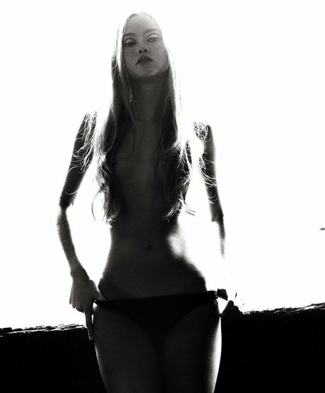 Devon Aoki art star archive
