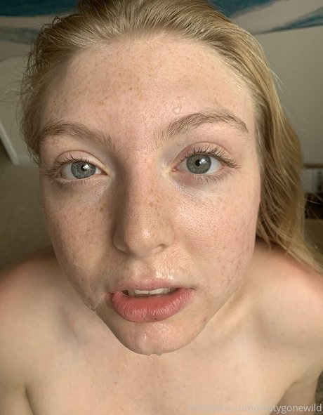 mistybluegonewild modelo atractivo imagen