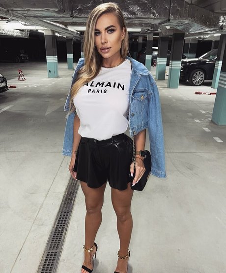 Noele Natalia xxx estrella porno imágenes