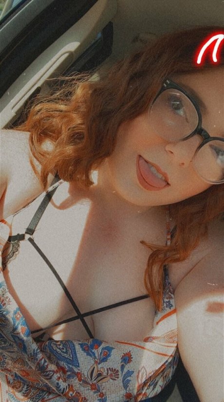 isee redd modelo gratis fotos