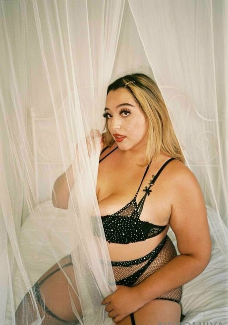 nekomiiya actriz xxx foto