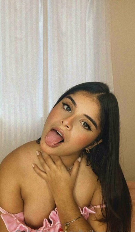 britannyxxx modèle magnifique galerie