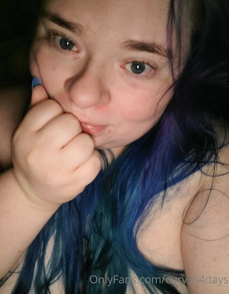 curv3s4days bonita modelo imágenes