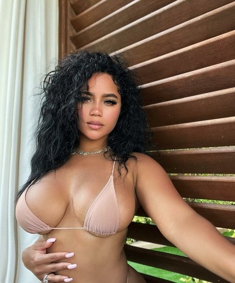 Makeawishstar actrice exclusive photos