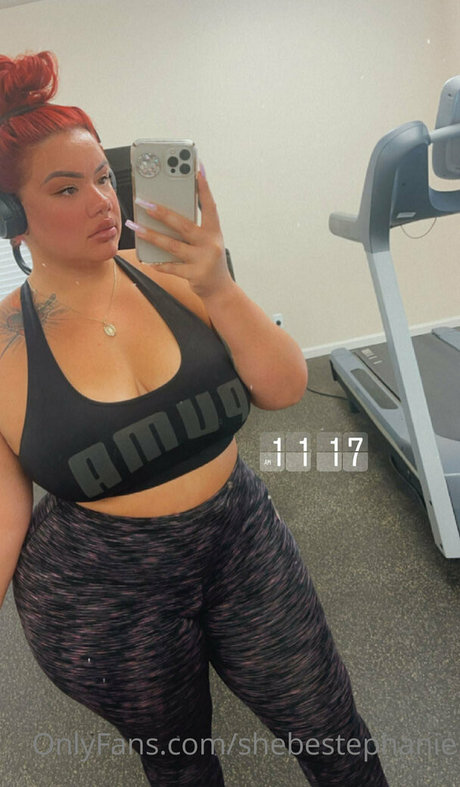 shebestephanie estrella exclusiva foto