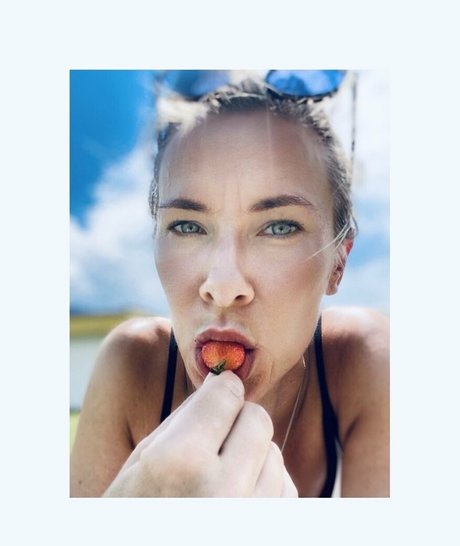 loveislove01 star du porno chaude image