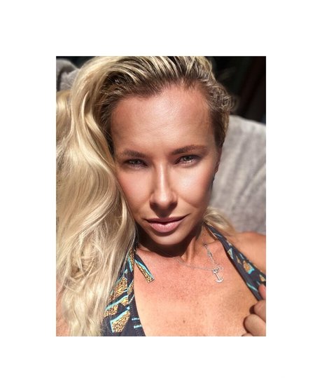 loveislove01 actriz porno fotos