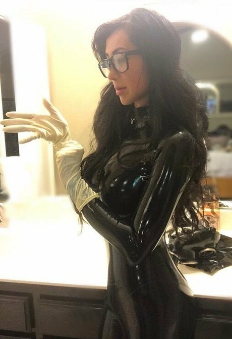 Latex Fetish estrella hermosa galerías