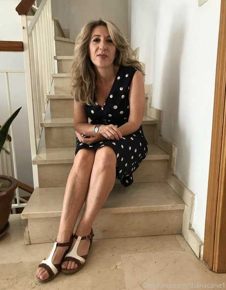 puta pelirroja onlyfans adulto caliente archivo