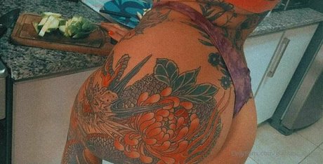 giantess ashley haut étoile collection