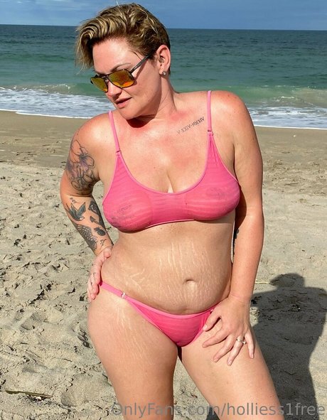 holliess1free modelo desnudos galerías