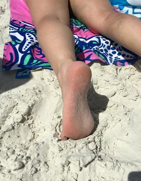 holliess1free modèle gratuit img