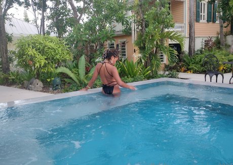 junebug3333 hermosa actriz galería