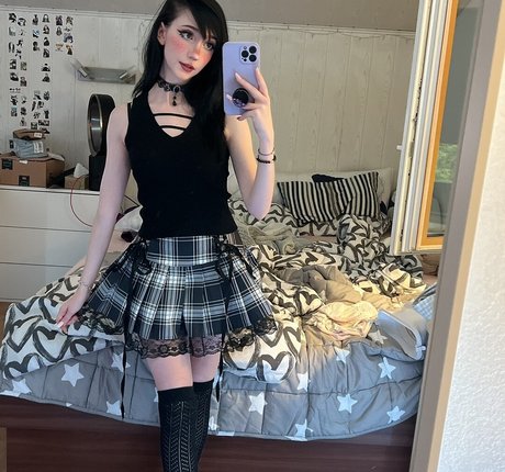 Nananightray model pretty img