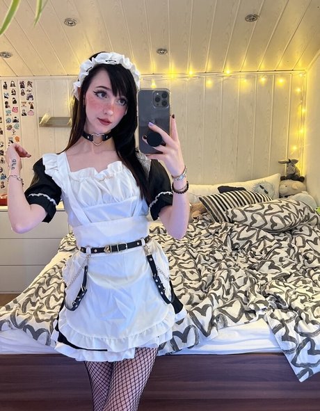 Nananightray pornstar nudes picture