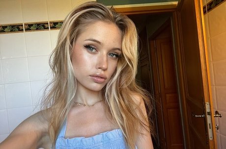 Seckooh sexo modelo foto