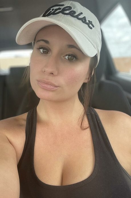 LillyBehave modelo exclusivo imágenes