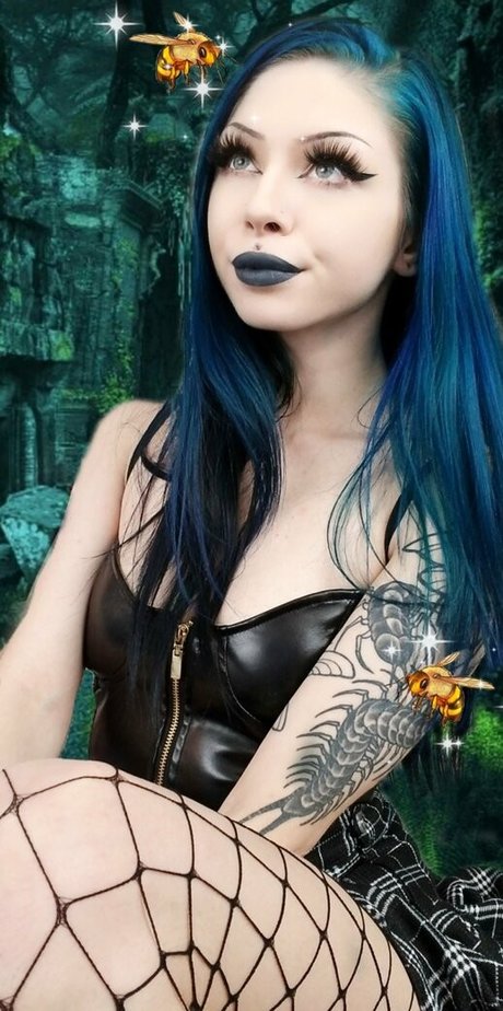 battydoll actriz desnuda imagen