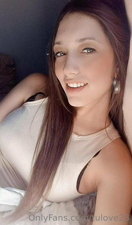 tulove23 modelo desnudos galería