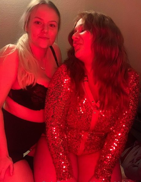 thebookishhoe modelo superior imágenes