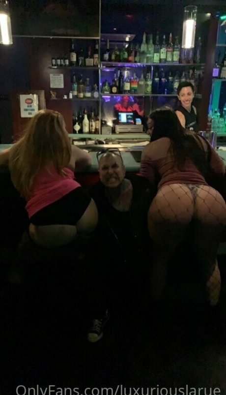 luxuriouslarue estrella porno sexy imágenes