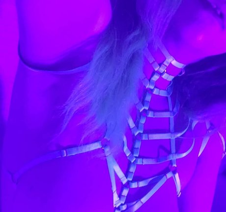 Annonalfa modèle artistique photo