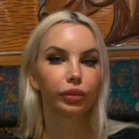 simoniliciousxxx sexo estrella porno imágenes