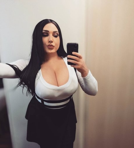 ThighHiBby star du porno belle des photos