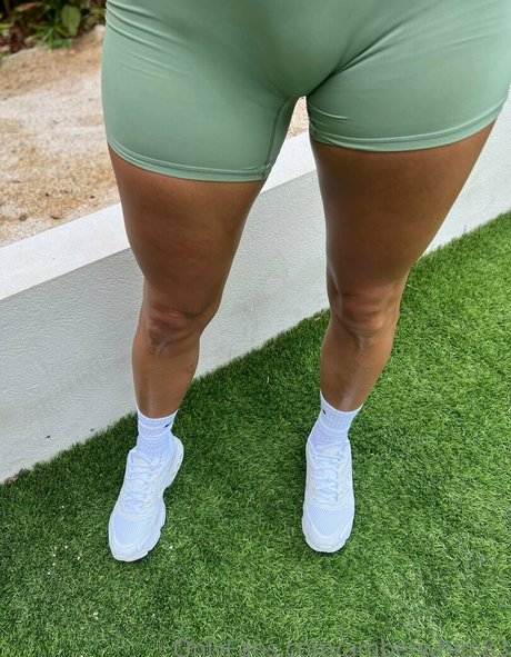 Amberwhite83 bonita modelo galerías