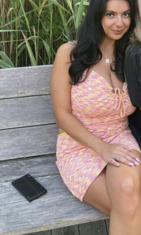 Rachel Winchester étoile nue galerie