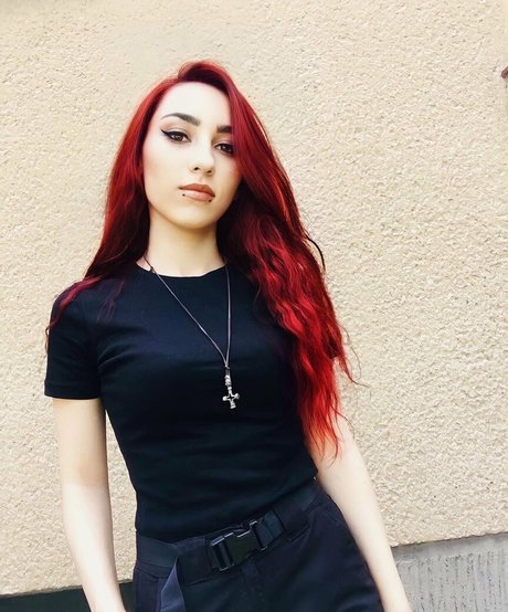 freyanillinht estrella bonita foto