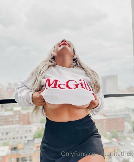 karlitathek buen modelo imágenes