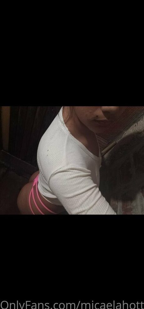 gggloria modelo sexual imagen