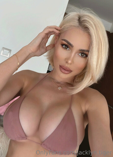 Jacklyn tiger étoile parfaite collection