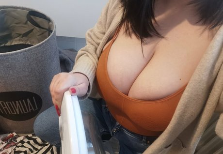 NextDoorQueen étoile hd archive