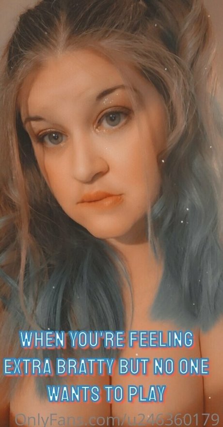 naughtylilnekofree actrice pornographique galerie