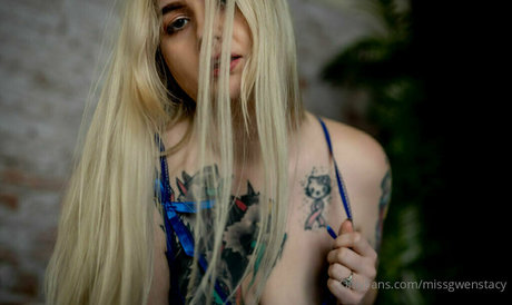 missgwenstacy star du porno gratuite images