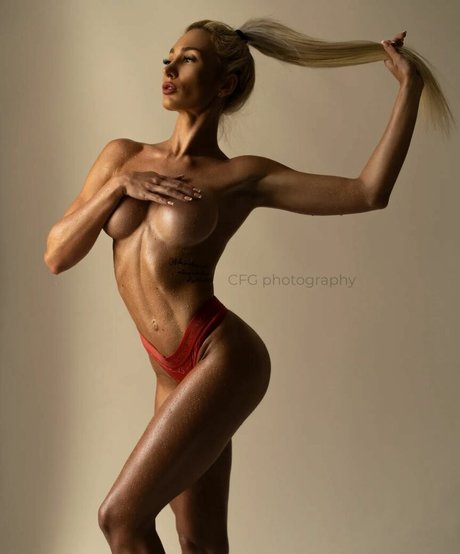 elfinavip sexy actress archive