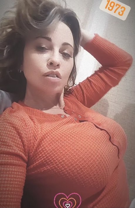 Tara Strong modelo porno imagen