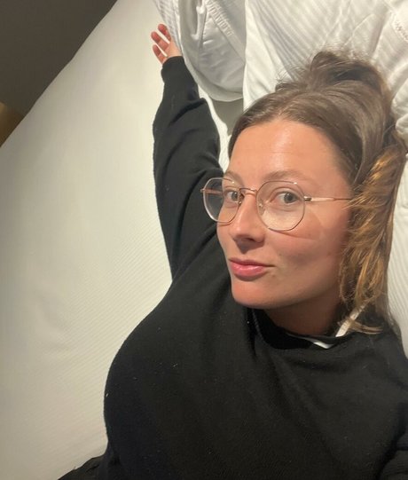 SliceOfSalami estrella porno del sexo imagen