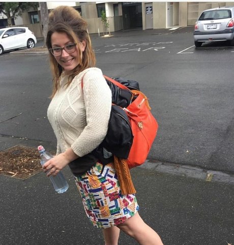 SliceOfSalami xxx étoile archive