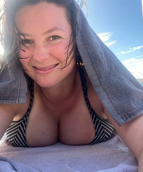 SliceOfSalami estrella porno mejor galerías