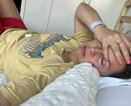 SliceOfSalami actrice érotique img