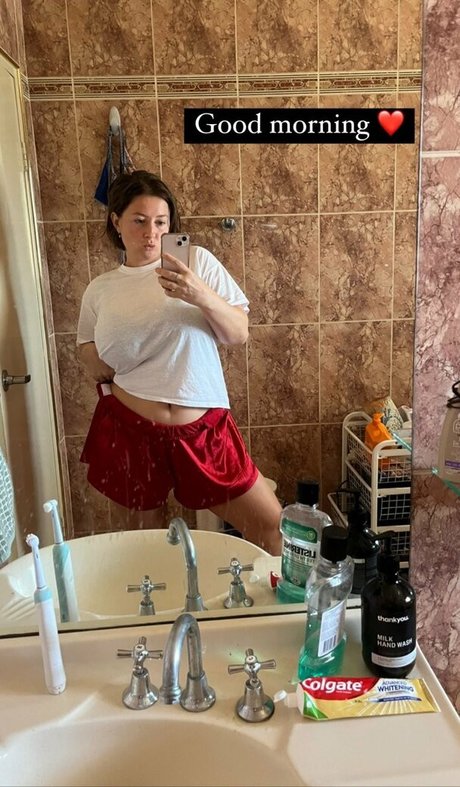 SliceOfSalami estrella porno imágenes