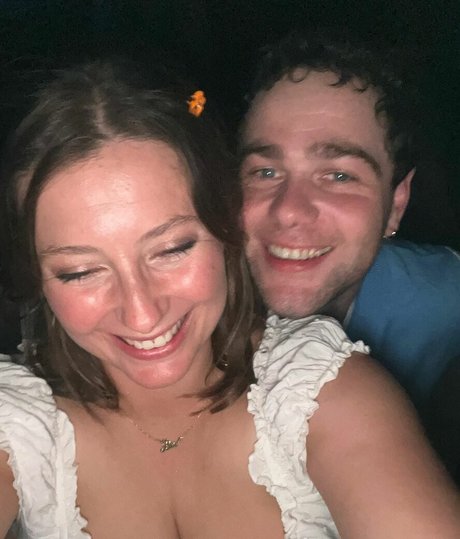 SliceOfSalami actrice érotique galeries