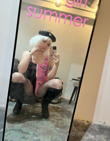 chaosandmagic actriz de arte recopilación